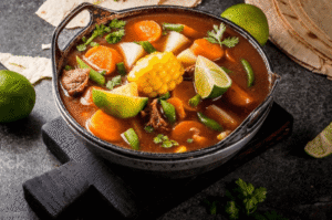 plato de caldo tlalpeño