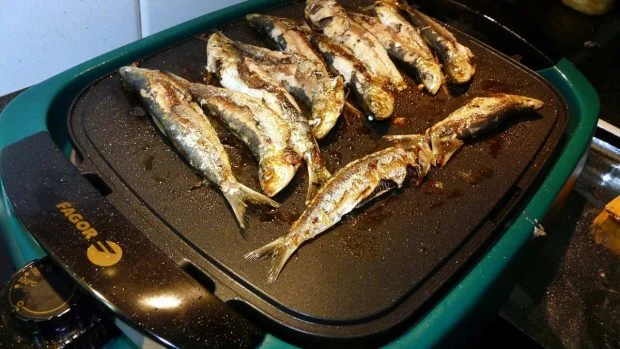 cuando voltear pescado