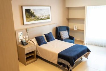 Preparar la habitación para adulto mayor